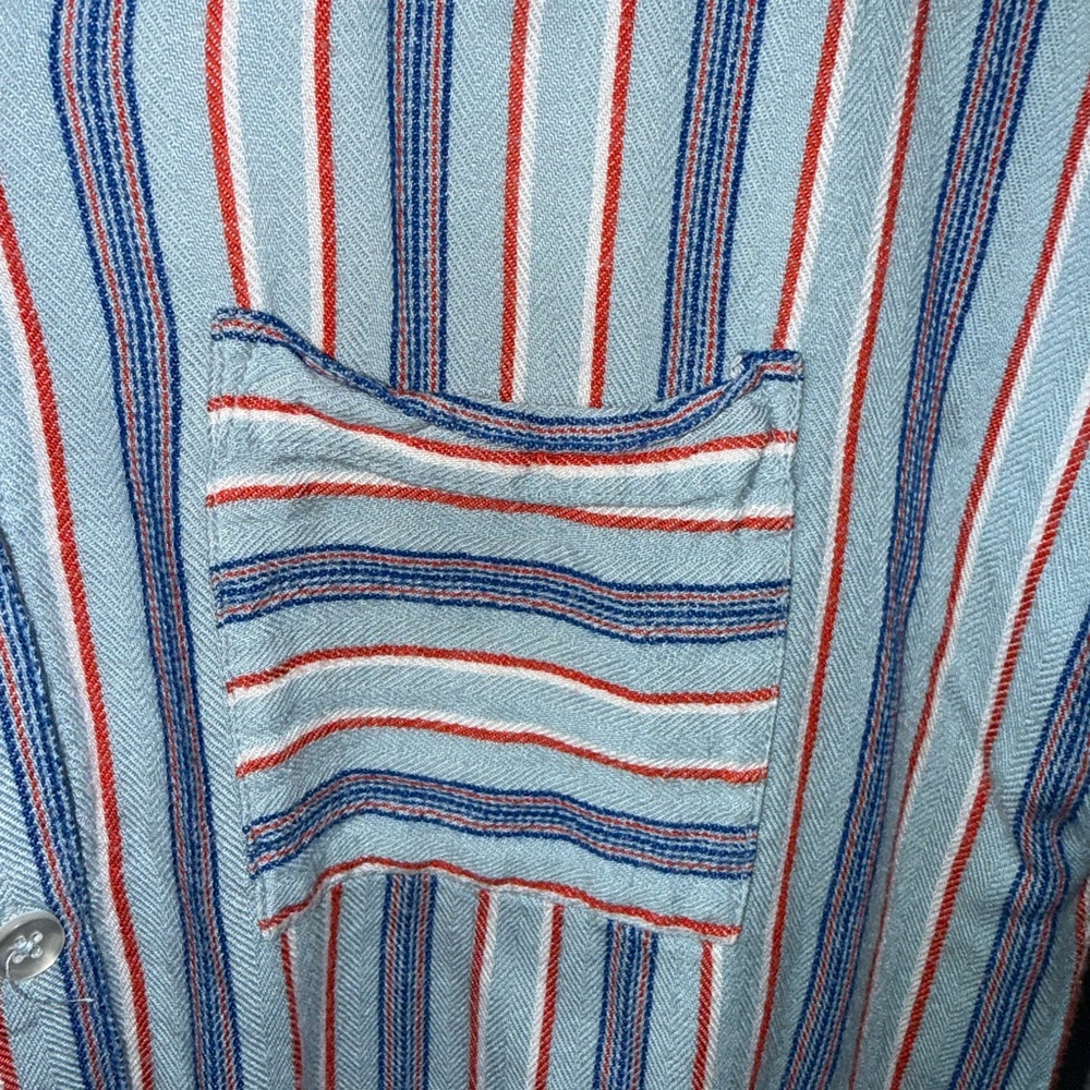 Harper Light Blue & Red button up - Picture 4 of 6